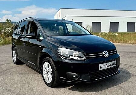 VW Touran Volkswagen Comfortline 1.4 TSI PDC Tempomat AHK