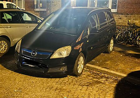 Opel Zafira 2.2 Sport opc line