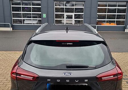 Ford Focus Turnier 1.5 EcoBlue TITANIUM DESIGN