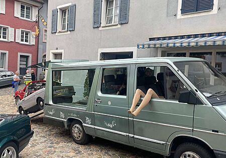 Renault Trafic Oldtimer Show - Transporter für Quad oder Trike ...