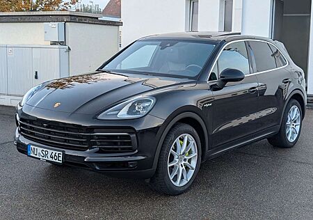 Porsche Cayenne E-Hybrid*Assist*Pano*PDLS*360°Kamera*