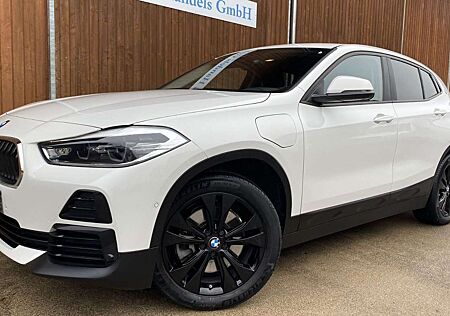 BMW X2 xDrive 25e SHZ Navi HiFi AppleC Wirel Kam 18"