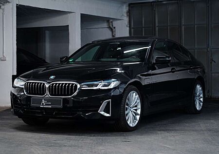BMW 530 e Luxury Line Laser*GSD*H&K*HUD*SoftClose