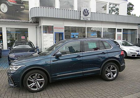 VW Tiguan Volkswagen R-Line 4Motion 2,0 TSI 7 Gang DSG AHK,IQ