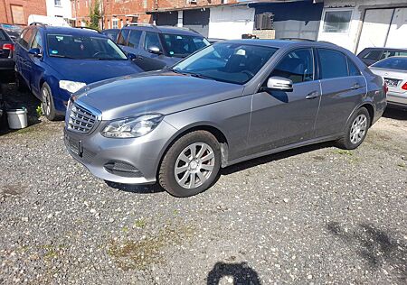 Mercedes-Benz E 220 BlueTEC 9G-TRONIC