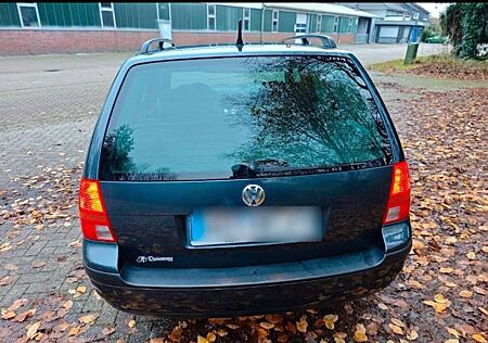 VW Golf Variant Volkswagen 1.6 AutomatikSpecial