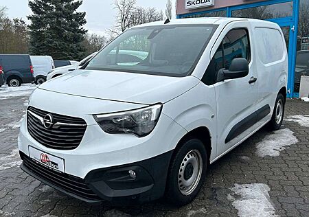 Opel Combo E Cargo Selection Regalsystem Klima