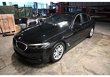 BMW 520 d Mild Hybrid xDrive Sitzbel. StHz HuD El.Heckkl.