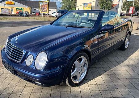 Mercedes-Benz CLK 320 Cabrio"1.Hand" Navi,nur 76024km,Tempomat