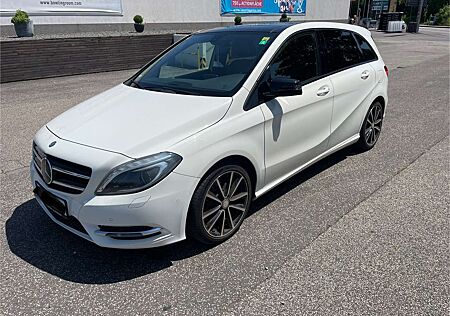 Mercedes-Benz B 180 gebraucht kaufen Mercedes-Benz B 180 (246.242)