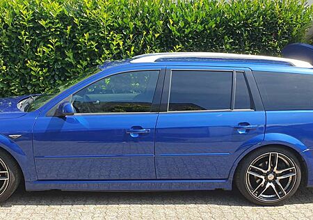 Ford Mondeo 3.0 Turnier V6ST 220