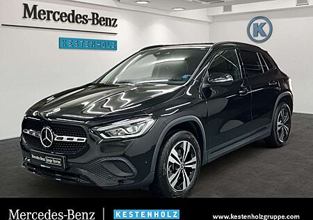 Mercedes-Benz GLA 200 Stdhzg LED AHK Night Kamera Laderaump PTS