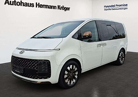 Hyundai Staria Signature 2WD