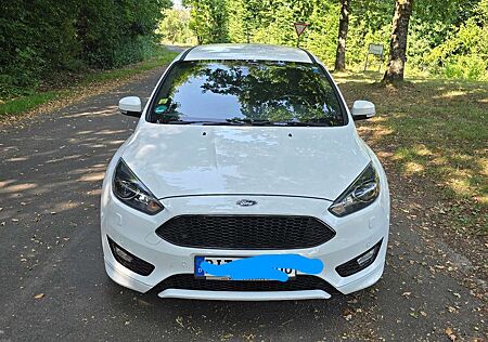 Ford Focus Turnier 1.5 TDCi ST Line