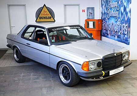 Mercedes-Benz 280 C123 Rennwagen Neuaufbau auf Rohkarosse mit H-Kenn