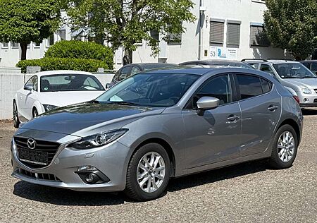 Mazda 3 Lim. Automatik Center-Line-Navi-Tempomat-SHZ