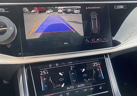 Audi Q8 50 TDI quattro tiptronic