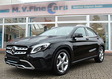 Mercedes-Benz GLA 180 *ERST 35Tkm*1.Hand*