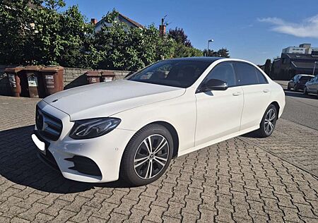 Mercedes-Benz E 220 d 4Matic AMG-Line *Garantie*