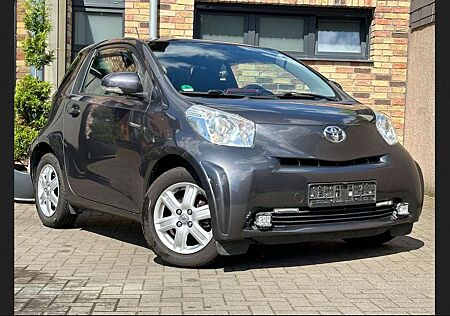 Toyota iQ 1.0 Multidrive