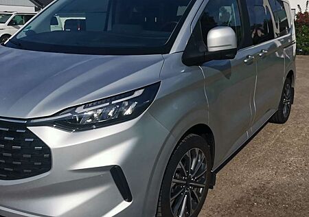 Ford Tourneo Custom 320 L1H1 4x4 Autm. TitaniumX