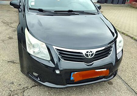 Toyota Avensis Combi 2.2 D-4D Automatik Sol
