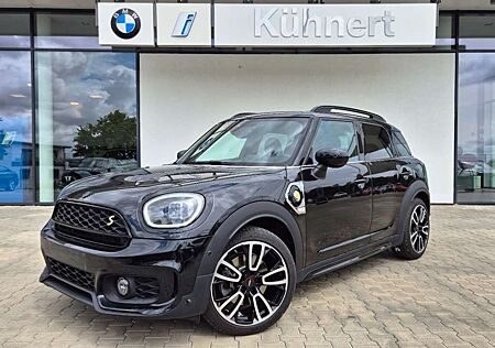 Mini Cooper S Countryman Cooper SE Countryman Cooper SE ALL4 Countryman JCW-AeroKit/HeadUp/Navi