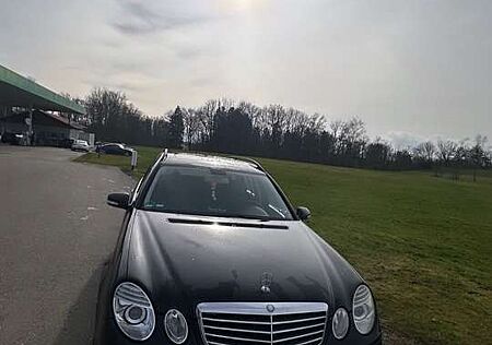 Mercedes-Benz E 220 T CDI Automatik Classic