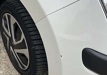 Nissan Pixo 1.0 visia