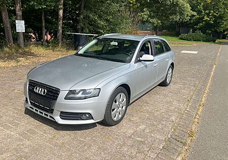 Audi A4 Avant Attraction quattro 3.0TDI Automatik