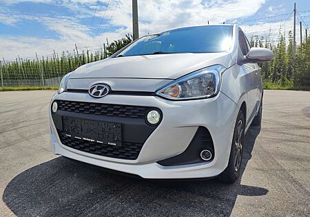 Hyundai i10 Premium + / 27.000km / Scheckheft / Tempomat