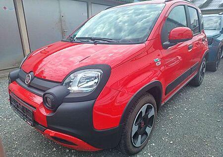 Fiat New Panda Cross RED Hybrid Top Ausstattung