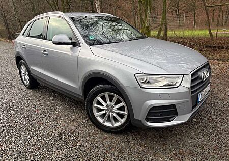 Audi Q3 1.4 TFSI S tronic Xenon Navi AHK