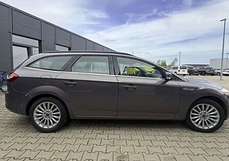 Ford Mondeo Clipper 2.0i X-Trend A