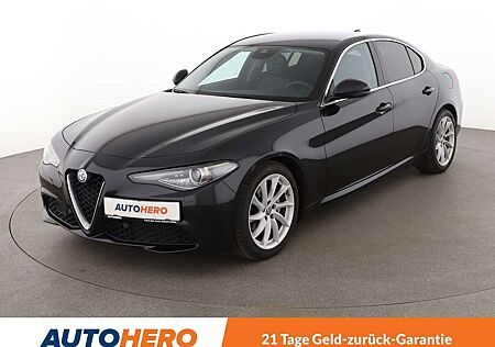 Alfa Romeo Giulia 2.0 Turbo Super Aut.*NAVI*CAM*SHZ*PDC*