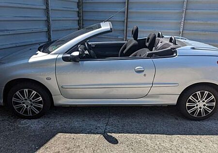 Peugeot 206 CC Cabriolet*Klima*1 Hand*Tüv:05/2027*