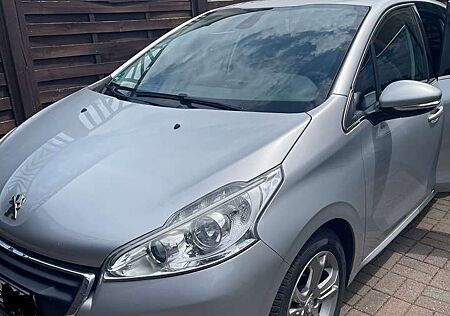 Peugeot 208 PureTech 110 Stop