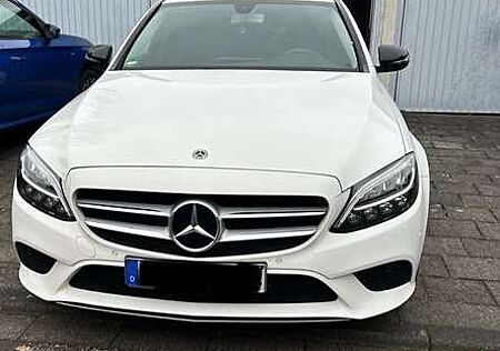 Mercedes-Benz C 180 9G-TRONIC Avantgarde
