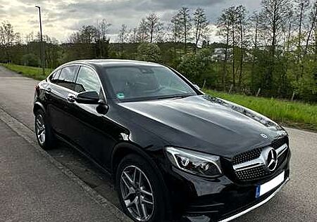 Mercedes-Benz GLC 250 Coupe 4Matic 9G-TRONICAMG Line