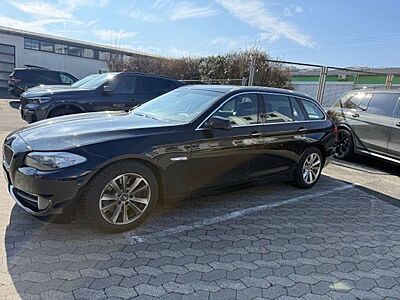 BMW 528 5er Touring 528i Touring Aut.