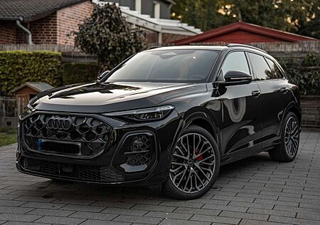 Audi Q5 TFSI quattro 150 kW S tronic edition one mythossch