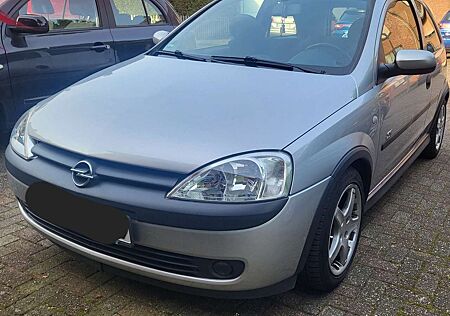 Opel Corsa 1.2 16V Sport