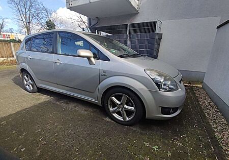 Toyota Corolla Verso Diesel 2.2 D-CAT DPF Sol