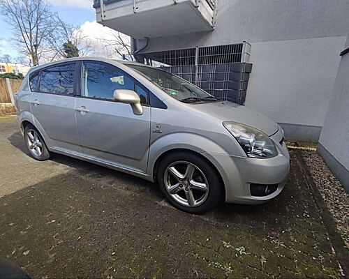 Toyota Corolla Verso Corolla Verso Diesel 2.2 D-CAT DPF Sol