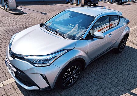 Toyota C-HR 1.8 Hybrid Team Deutschland