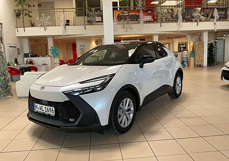 Toyota C-HR 1,8 Team Deutschland *Technik-Paket*