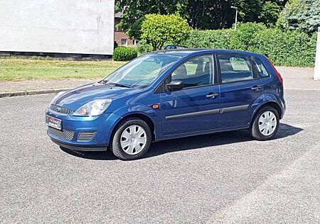 Ford Fiesta 1.4 *wenig km*Tüv*Klima*