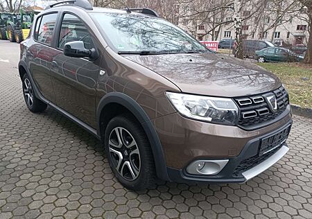 Dacia Sandero Stepway Celebration II plus