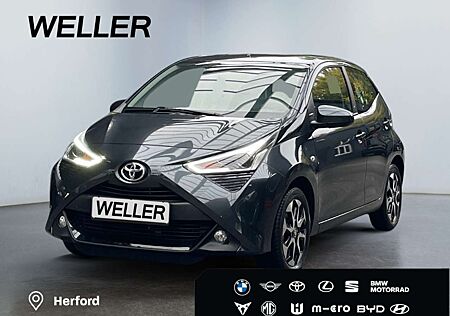 Toyota Aygo x-play Team D *CarPlay*Kamera*Bremsassistent*