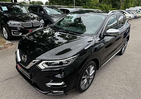 Nissan Qashqai Tekna+ 4x4 Allrad Aut Navi Kamera Pano